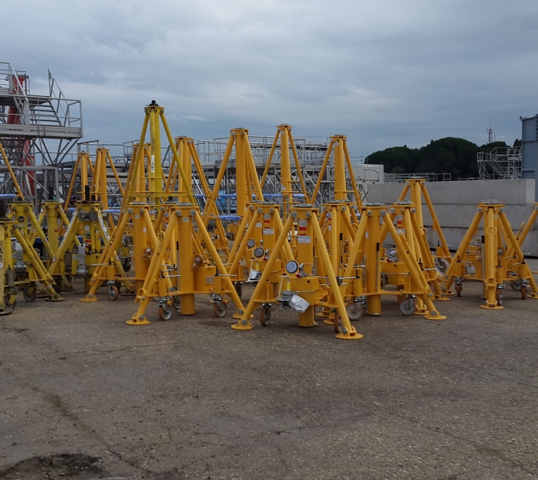 maintenance-verin-levage-avion